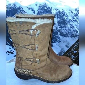 UGG Australia Kona Suede and Sheepskin lined Boots